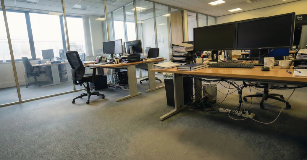 Sauberes Büro nach der Reinigung